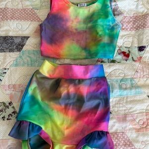 Wild Rich kids 5/6 nwot swimsuit